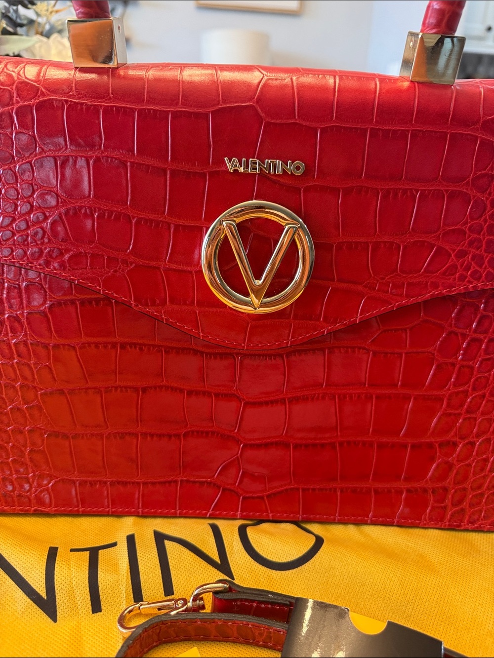Authentic Valentino Melanie Bag - Picture 2 of 12